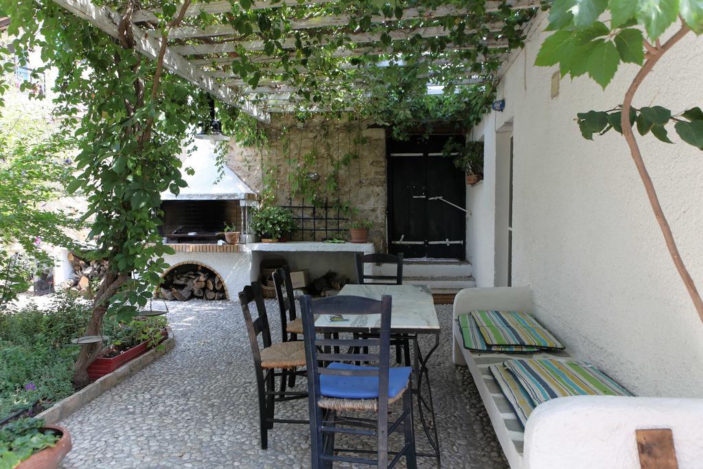 To Spitaki Apartments Galaxídhion Exteriér fotografie